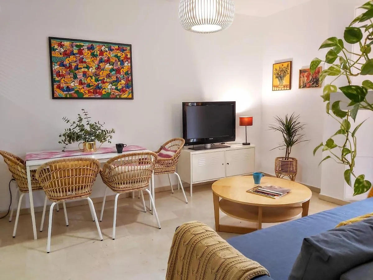 Misterhost Santa Cruz Centrico Tranquilo Wifi 5G Apartment Seville 0*,  Spain